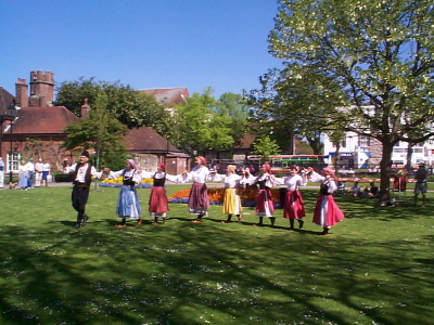 Dancing in Abbey Gardens