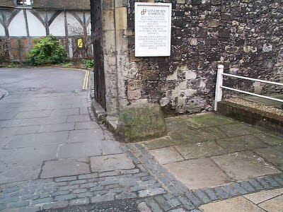 The entrance to the Cathedral Close.